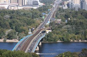 Движение автотранспорта на мосту «Метро» через Днепр будет частично ограничено