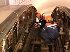 На станции столичного метрополитена «Печерская» будут ремонтировать эскалатор